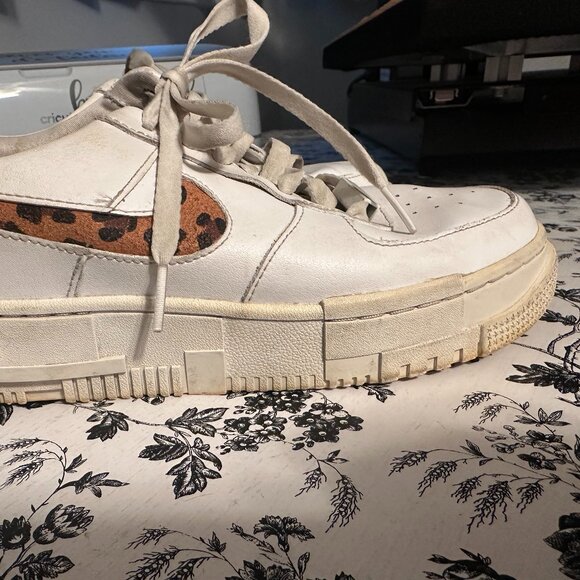 Nike AF1 Pixel (Limited Edition) size 7.5 - Picture 1 of 8